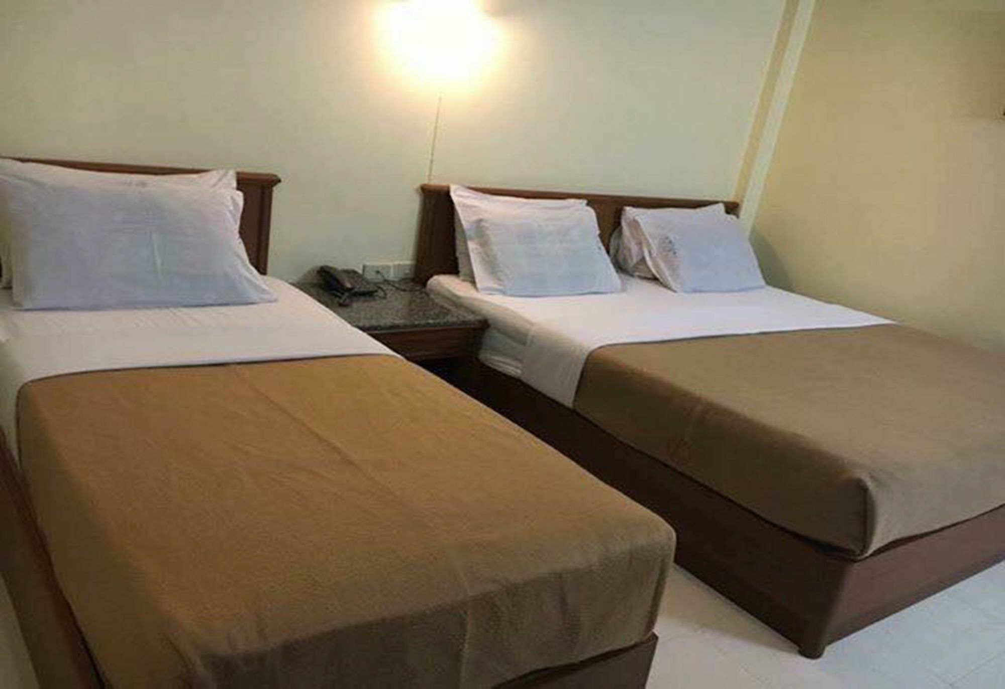 Lisa Chiang Mai Hotel Luaran gambar