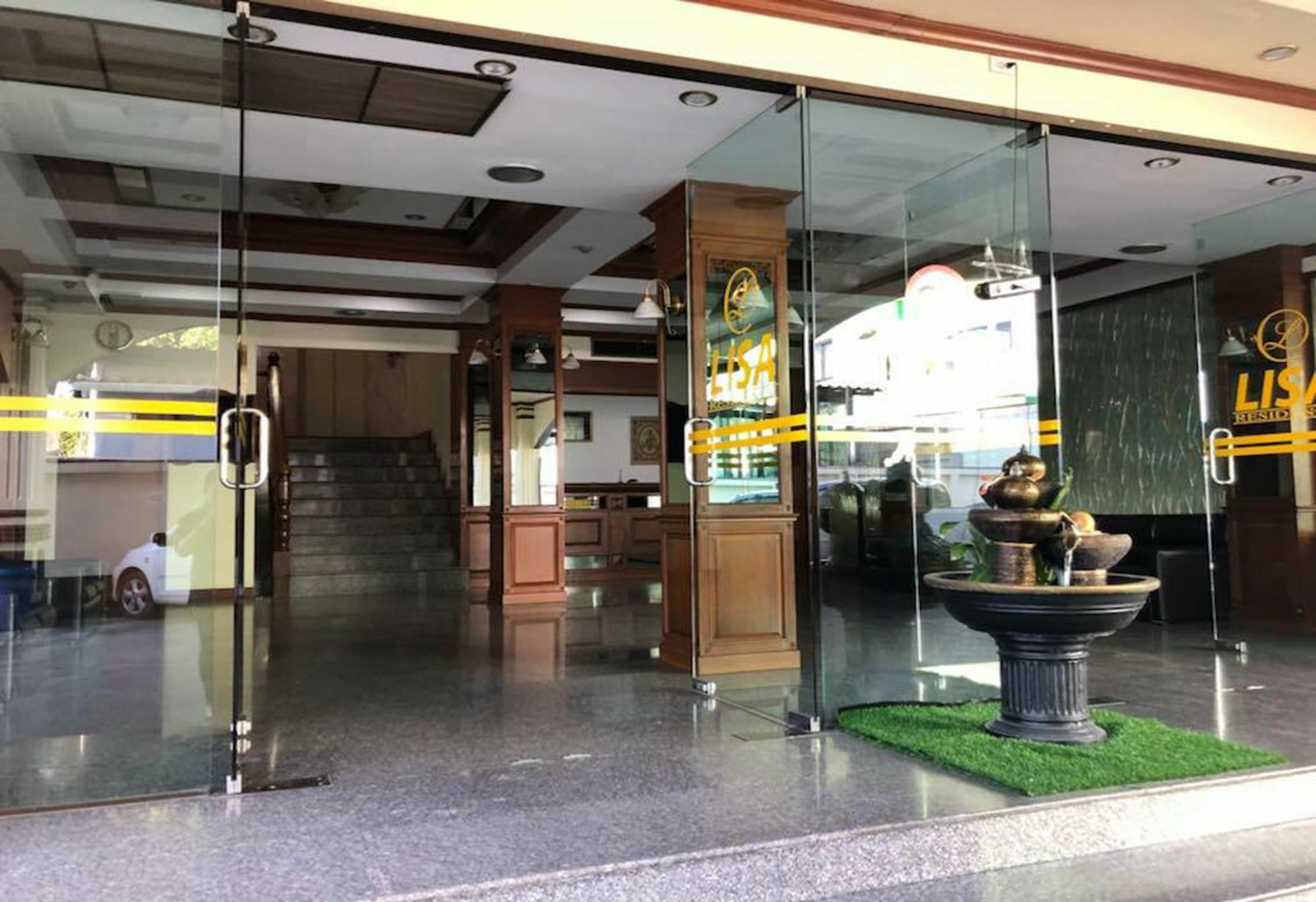 Lisa Chiang Mai Hotel Luaran gambar