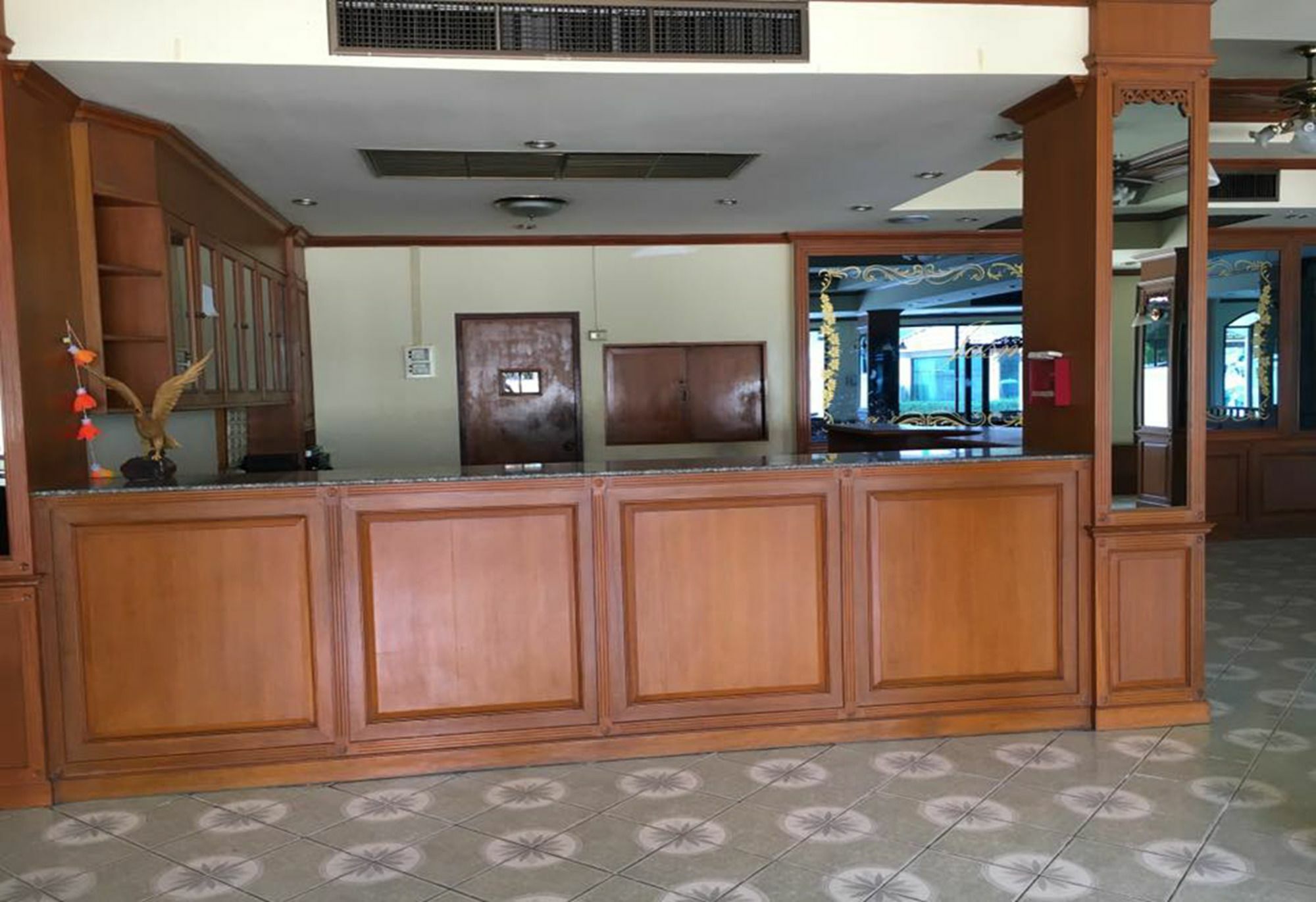 Lisa Chiang Mai Hotel Luaran gambar