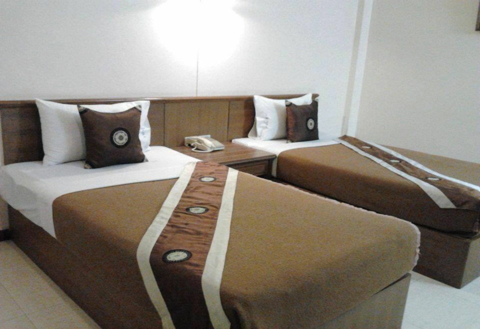 Lisa Chiang Mai Hotel Luaran gambar